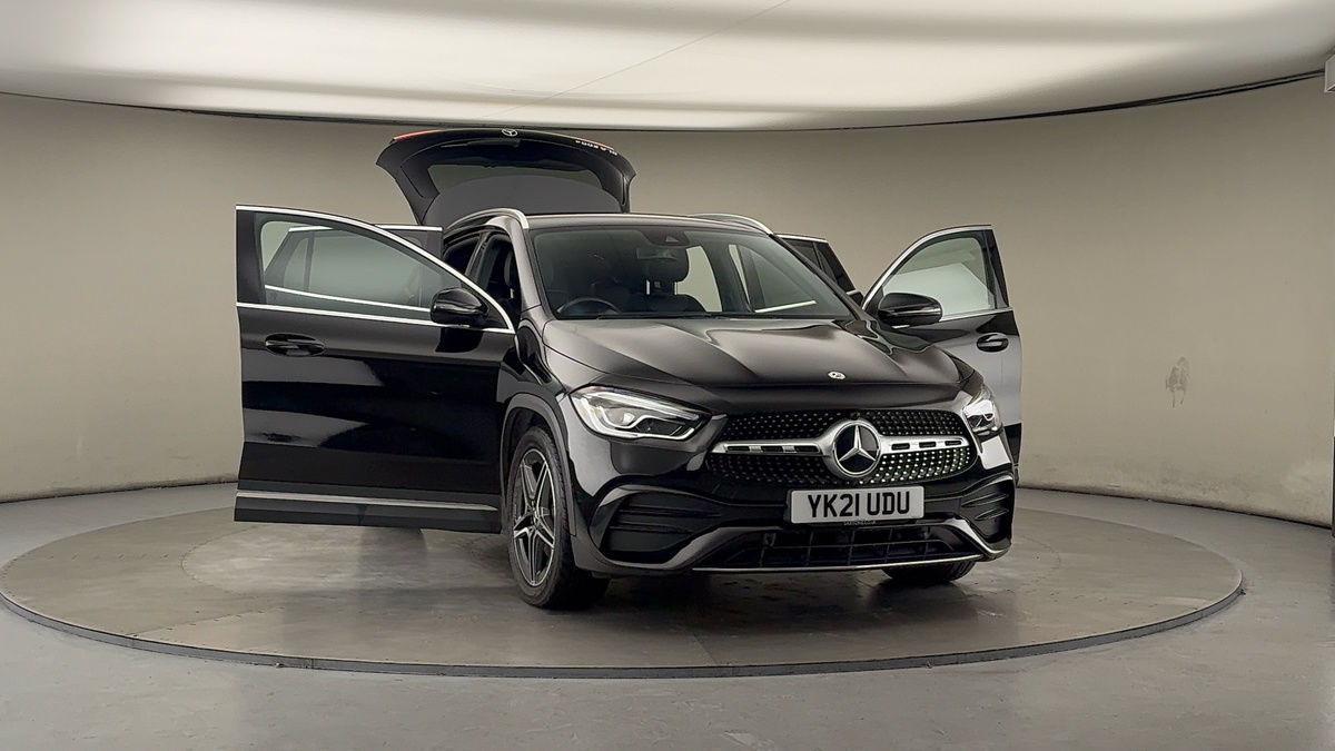 Used Mercedes-Benz GLA 2021 for sale - 76497105: Photo 64