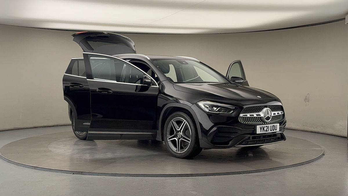 Used Mercedes-Benz GLA 2021 for sale - 76497105: Photo 65