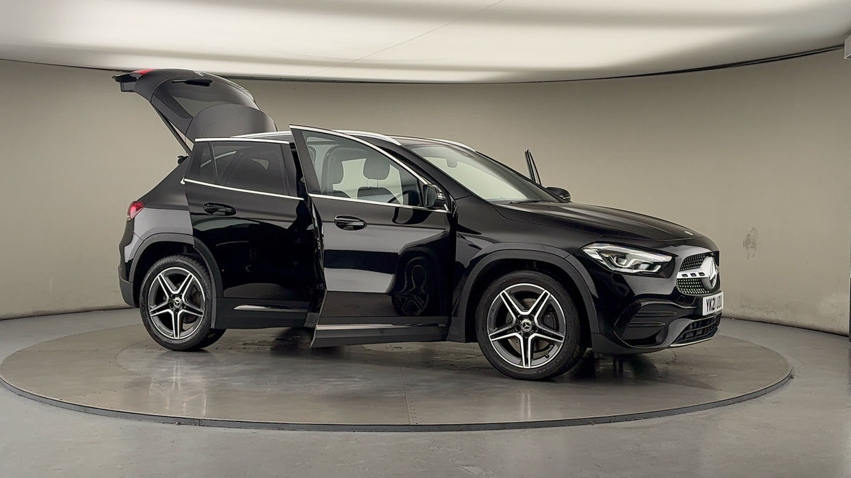 Used Mercedes-Benz GLA 2021 for sale - 76497105: Photo 66