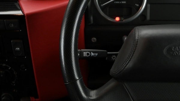 Used Land Rover Defender 90 2015 for sale - 74092903: Photo 20