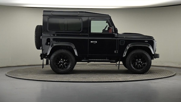 Used Land Rover Defender 90 2015 for sale - 74092903: Photo 5