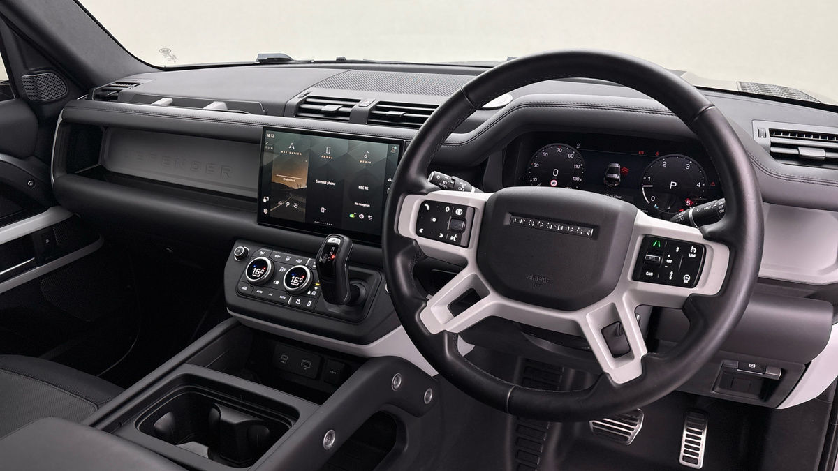 Used Land Rover Defender 90 2023 for sale - 76304646: Photo 12