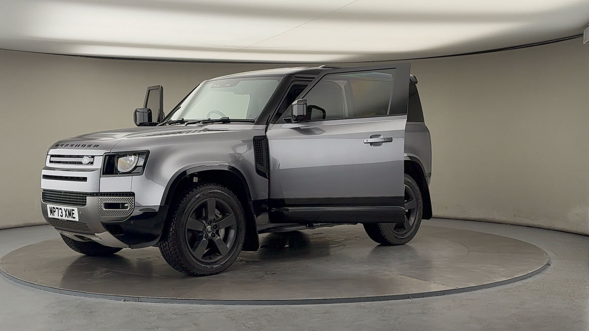 Used Land Rover Defender 90 2023 for sale - 76304646: Photo 22