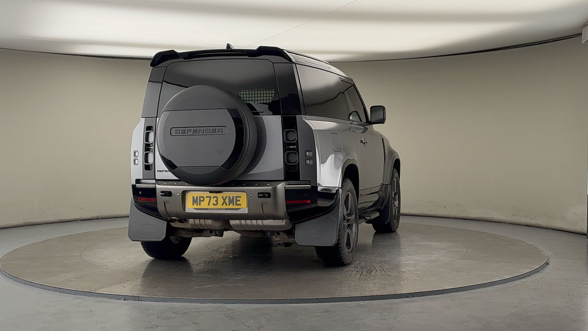 Used Land Rover Defender 90 2023 for sale - 76304646: Photo 41