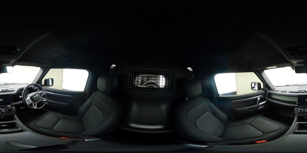 Used Land Rover Defender 90 2023 for sale - 76304646: Photo 45