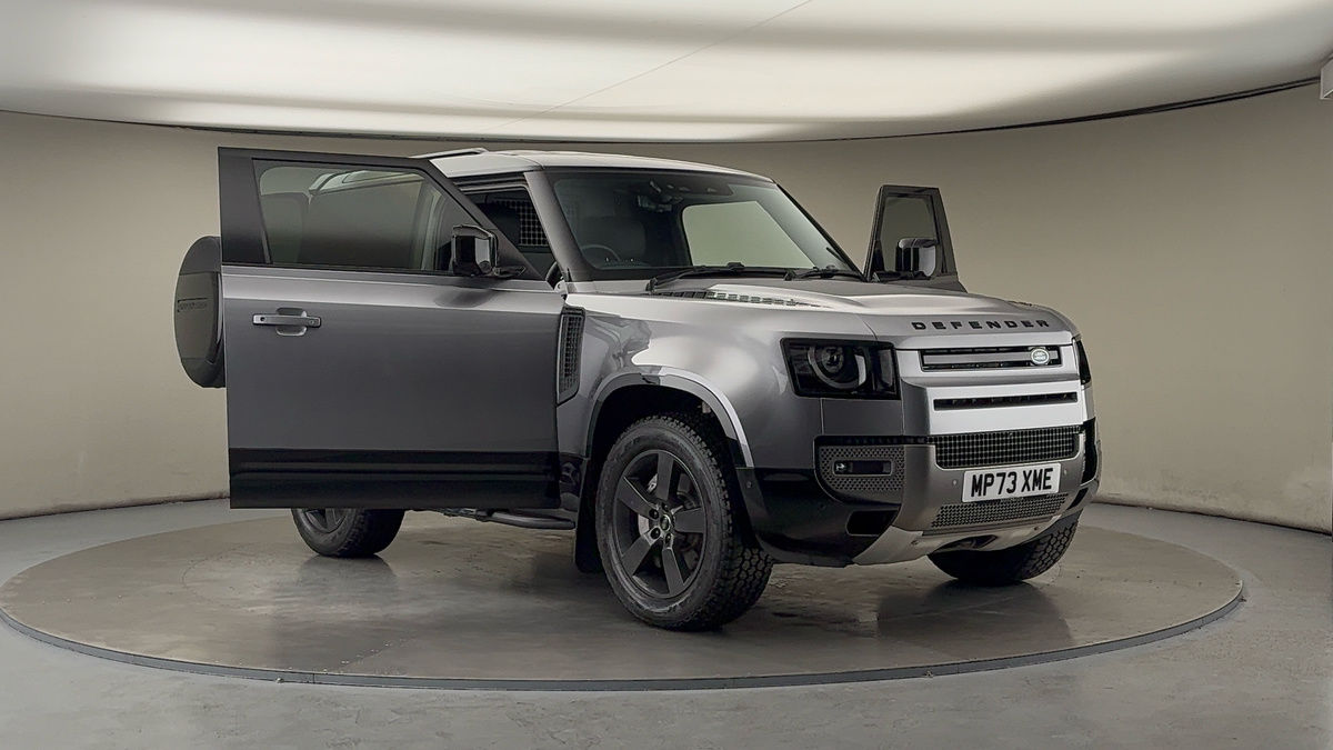 Used Land Rover Defender 90 2023 for sale - 76304646: Photo 54