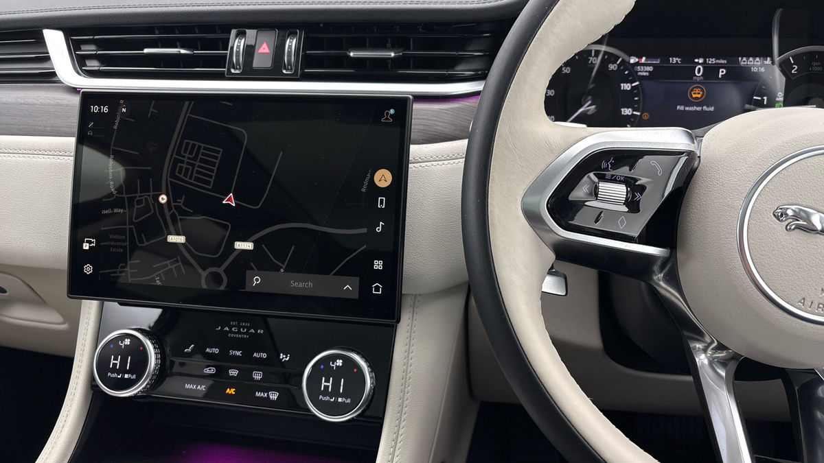 Used Jaguar F-Pace 2022 for sale - 76346209: Photo 13