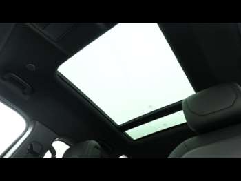Used Land Rover Defender 110 2021 for sale - 74438699: Photo