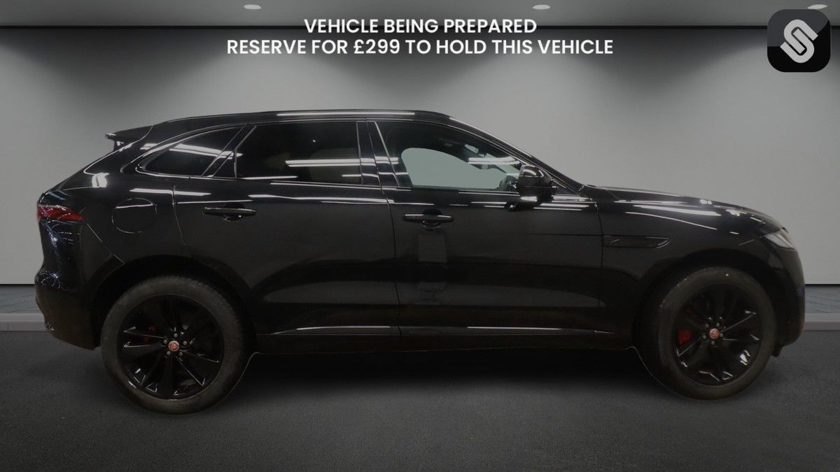 Used Jaguar F-Pace 2023 for sale - 77766098: Photo 5