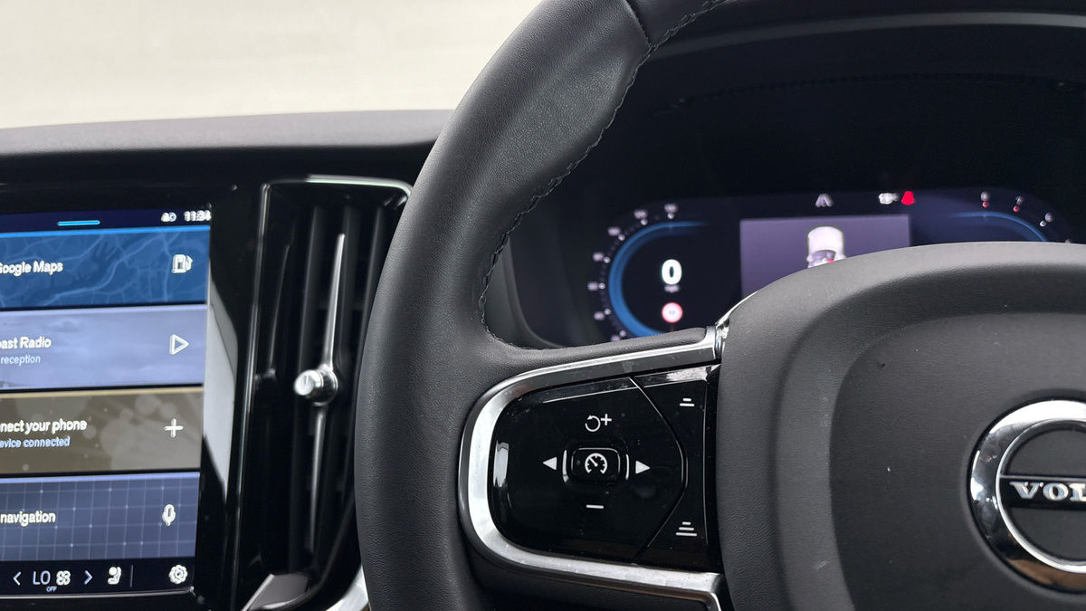 Used Volvo S60 2023 for sale - 76292343: Photo 13