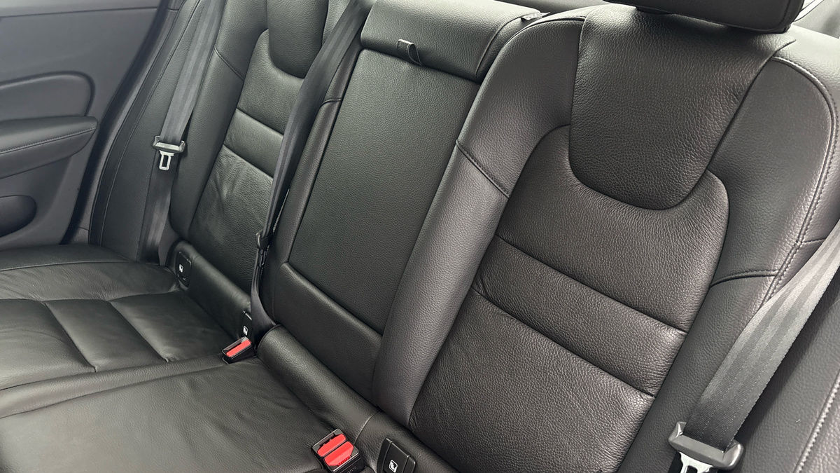 Used Volvo S60 2023 for sale - 76292343: Photo 8