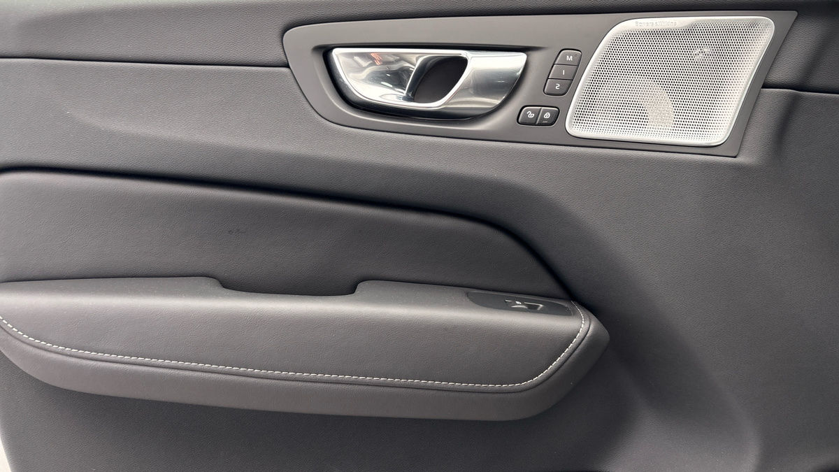 Used Volvo XC60 2023 for sale - 78004131: Photo 19