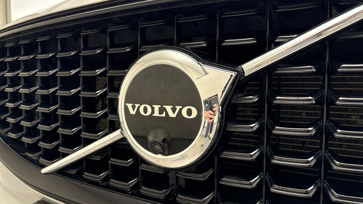 Used Volvo XC60 2023 for sale - 78004131: Photo 24