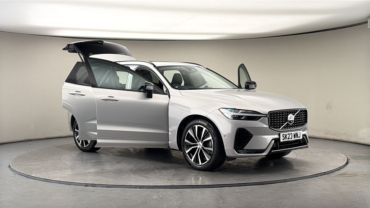 Used Volvo XC60 2023 for sale - 78004131: Photo 55