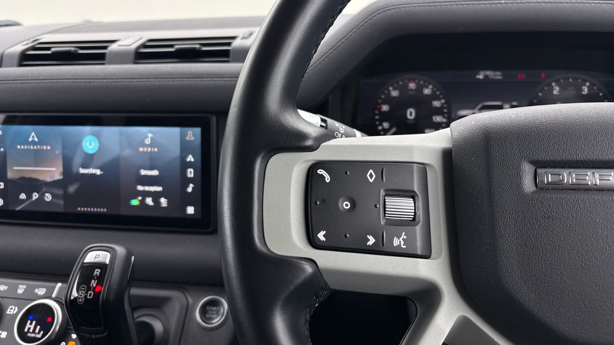 Used Land Rover Defender 110 2021 for sale - 76950908: Photo 13