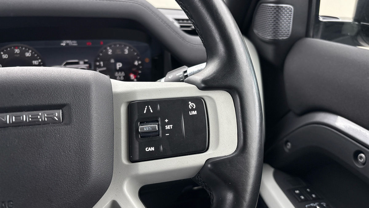 Used Land Rover Defender 110 2021 for sale - 76950908: Photo 14