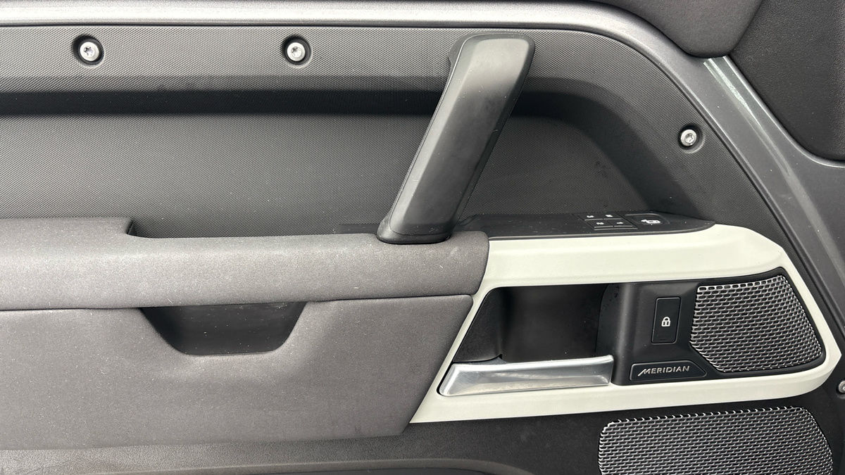 Used Land Rover Defender 110 2021 for sale - 76950908: Photo 19