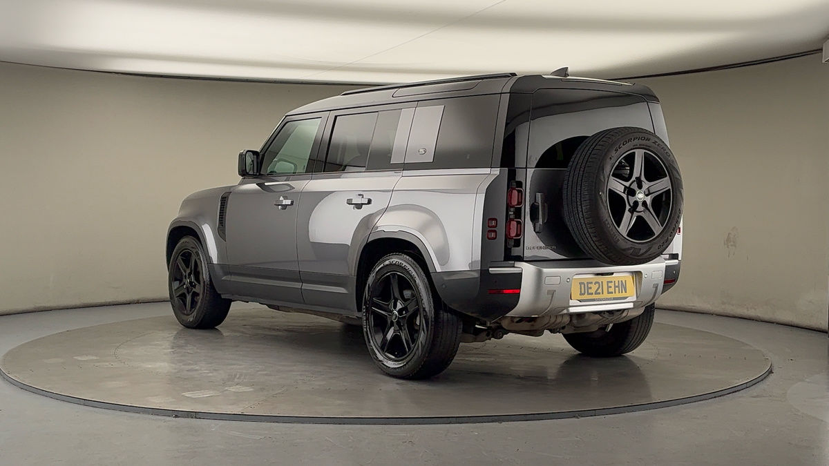 Used Land Rover Defender 110 2021 for sale - 76950908: Photo 2