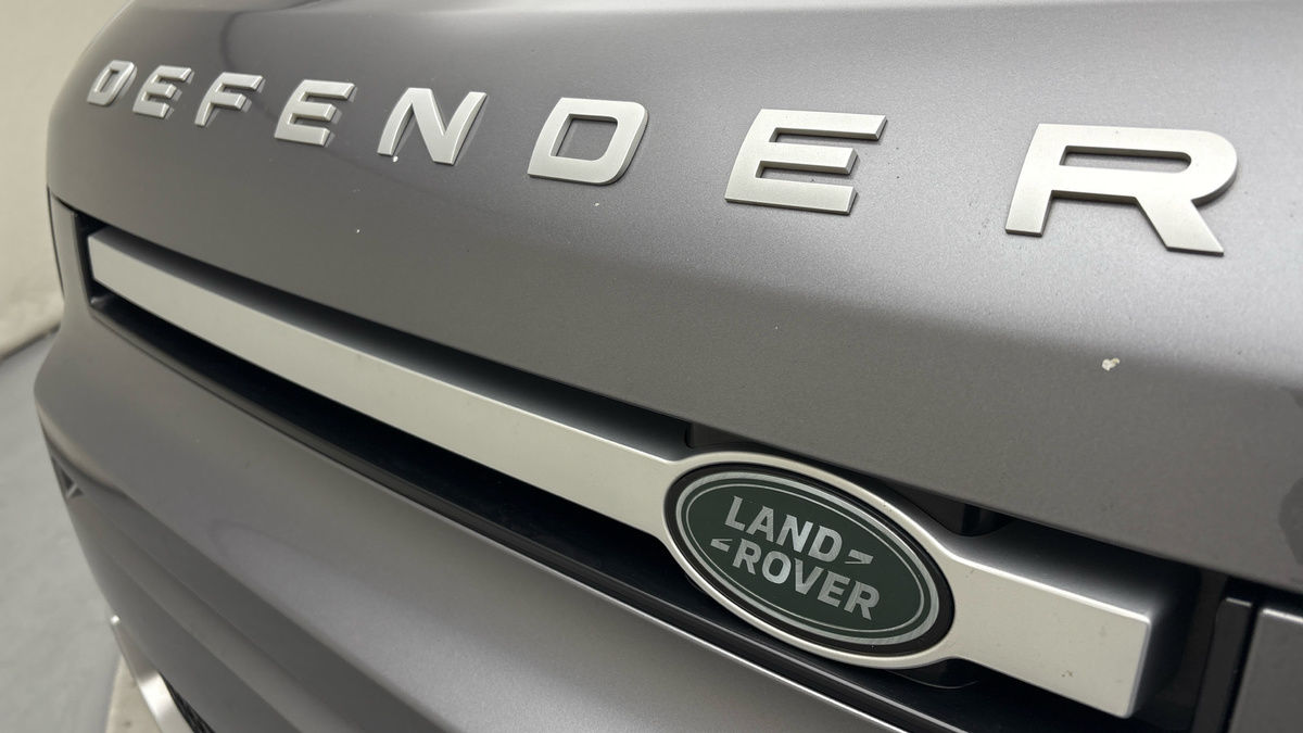 Used Land Rover Defender 110 2021 for sale - 76950908: Photo 24