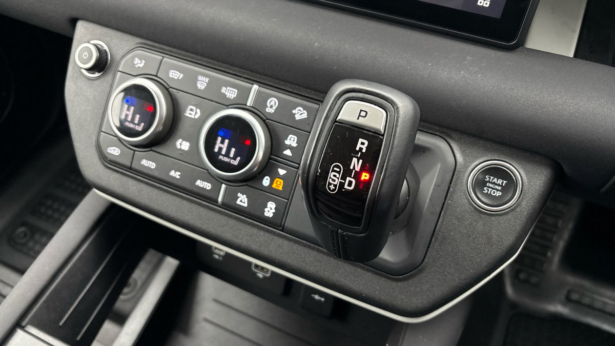 Used Land Rover Defender 110 2021 for sale - 76950908: Photo 6