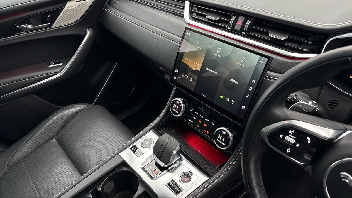 Used Jaguar F-Pace 2022 for sale - 77548002: Photo 18