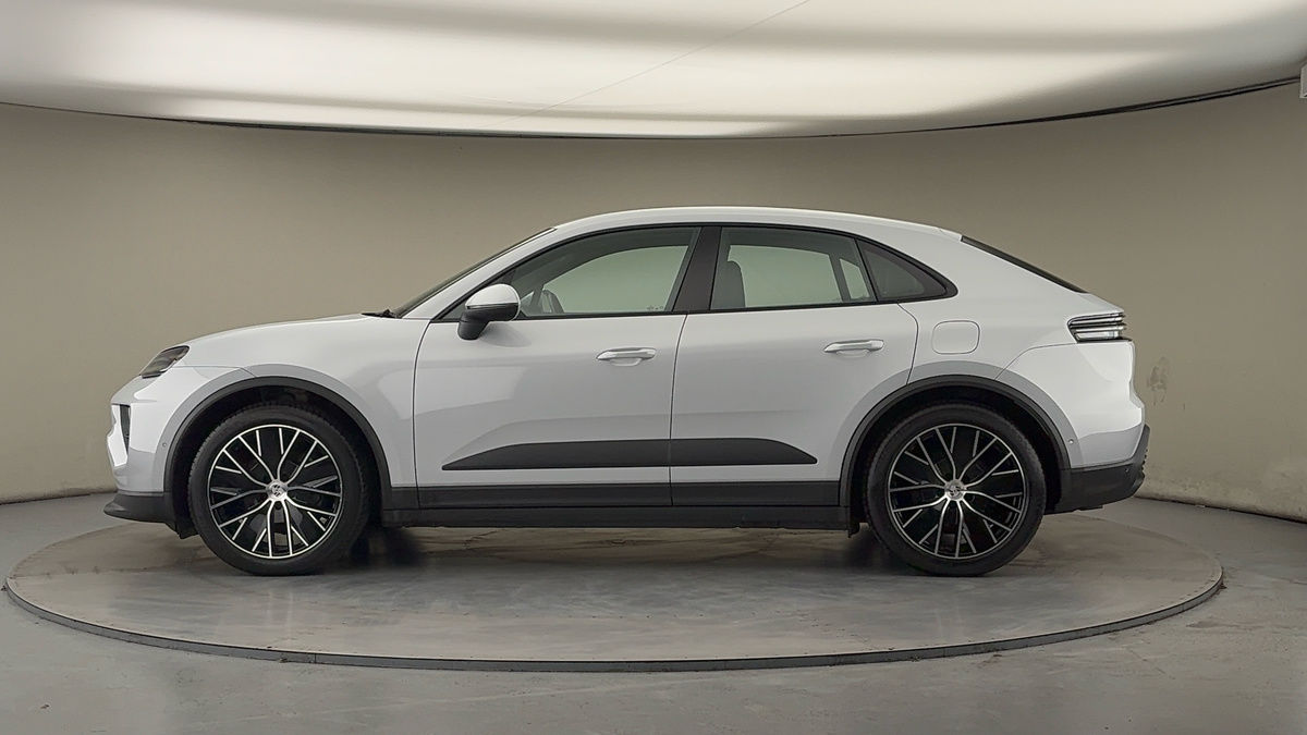 Used Porsche Macan 2024 for sale - 77452768: Photo 16