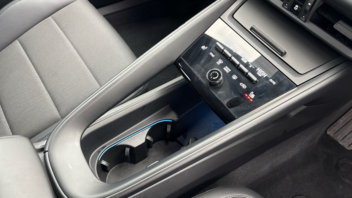 Used Porsche Macan 2024 for sale - 77452768: Photo 19