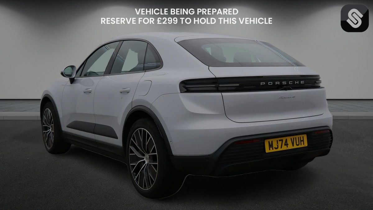 Used Porsche Macan 2024 for sale - 77452768: Photo 3