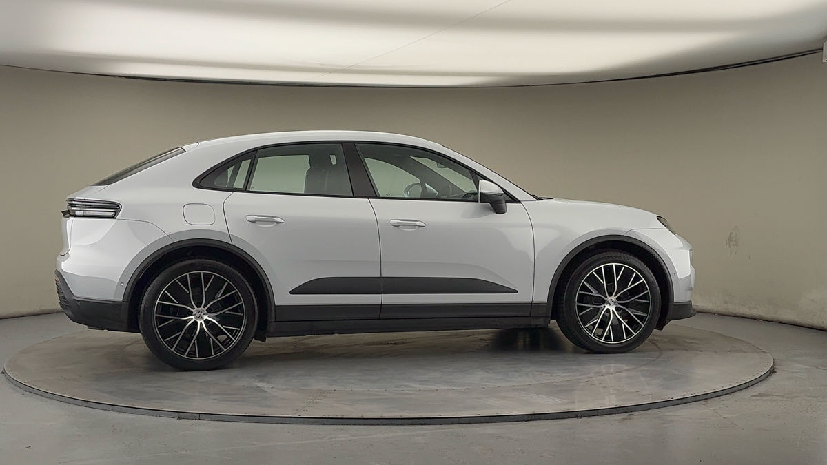Used Porsche Macan 2024 for sale - 77452768: Photo 38