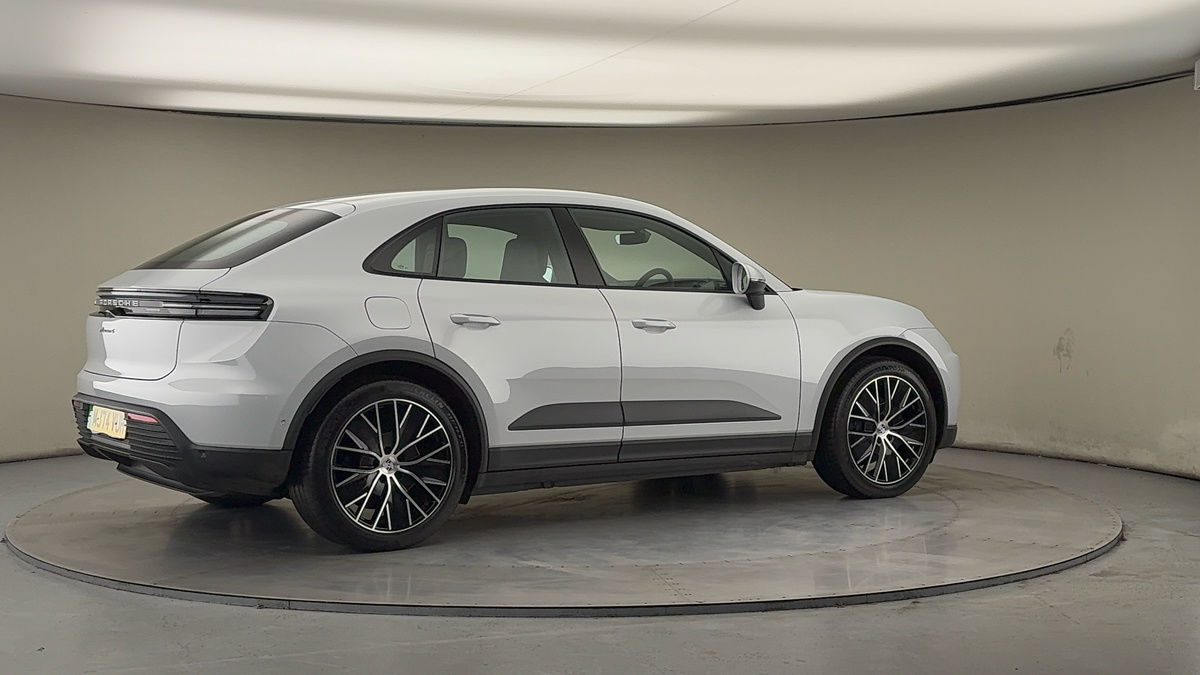 Used Porsche Macan 2024 for sale - 77452768: Photo 39