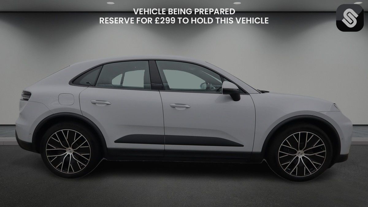 Used Porsche Macan 2024 for sale - 77452768: Photo 5