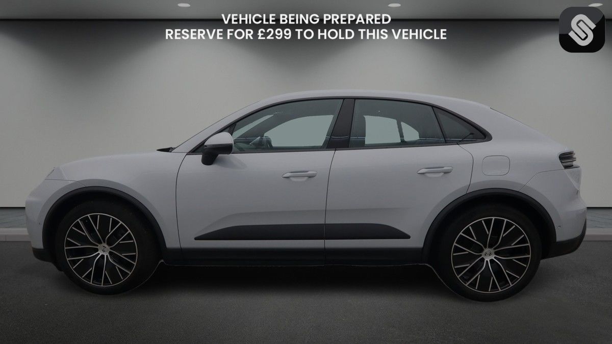 Used Porsche Macan 2024 for sale - 77452768: Photo 6