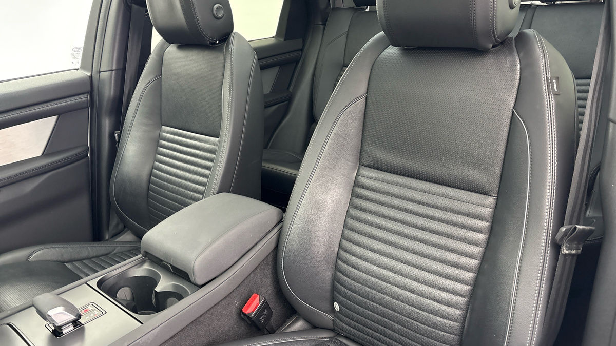 Used Land Rover Discovery Sport 2023 for sale - 78045294: Photo 7