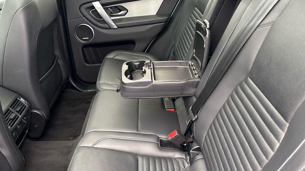 Used Land Rover Discovery Sport 2023 for sale - 78045294: Photo 9