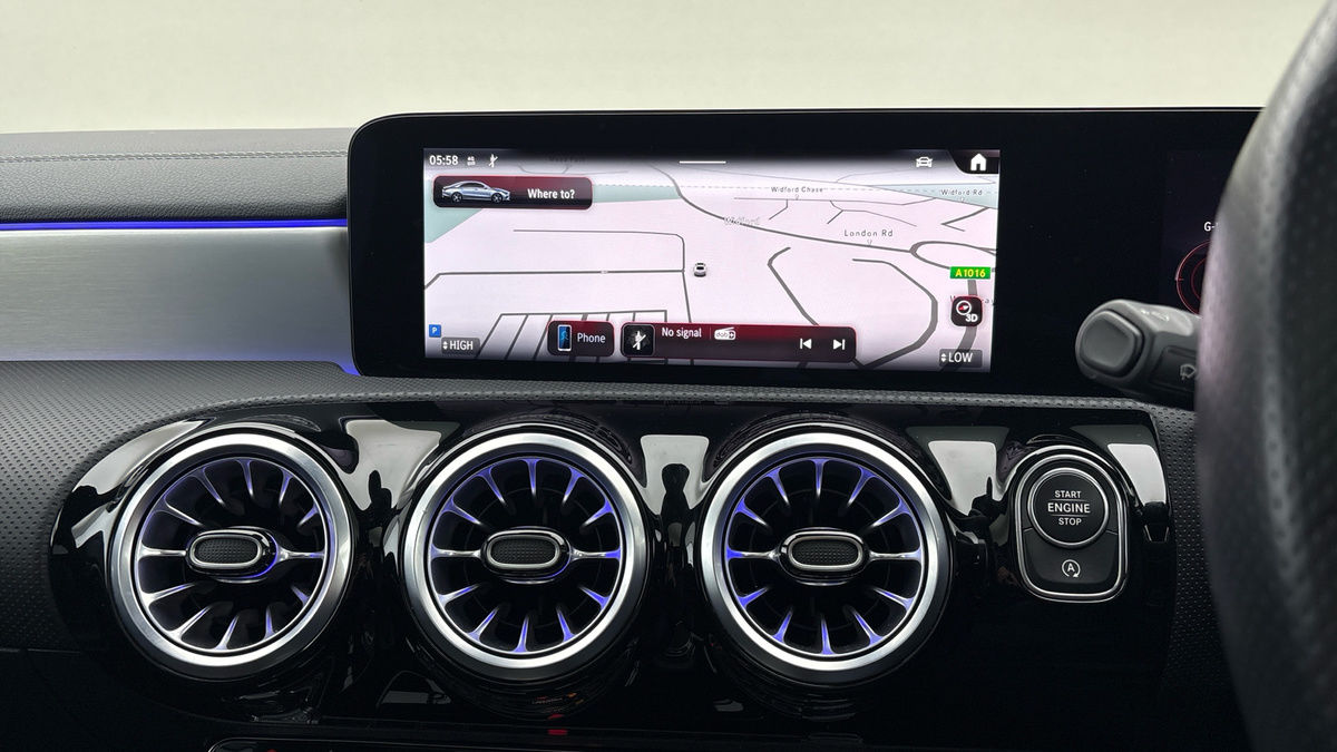 Used Mercedes-Benz CLA 2023 for sale - 76292323: Photo 17