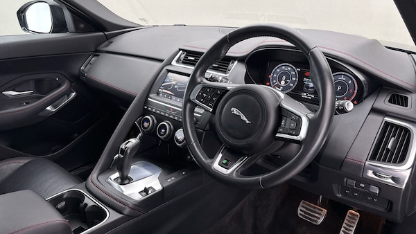 Used Jaguar E-Pace 2020 for sale - 75974866: Photo 5