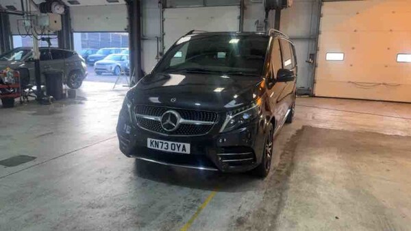 Used Mercedes-Benz V-Class 2023 for sale - 75222073: Photo 41
