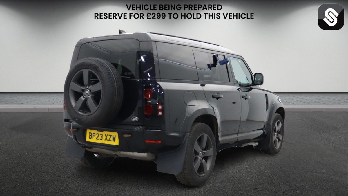 Used Land Rover Defender 2023 for sale - 78097665: Photo 4