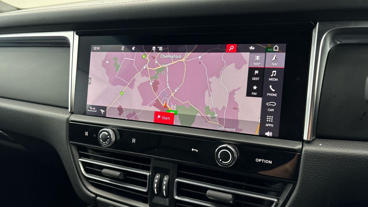 Used Porsche Macan 2023 for sale - 78168201: Photo 17