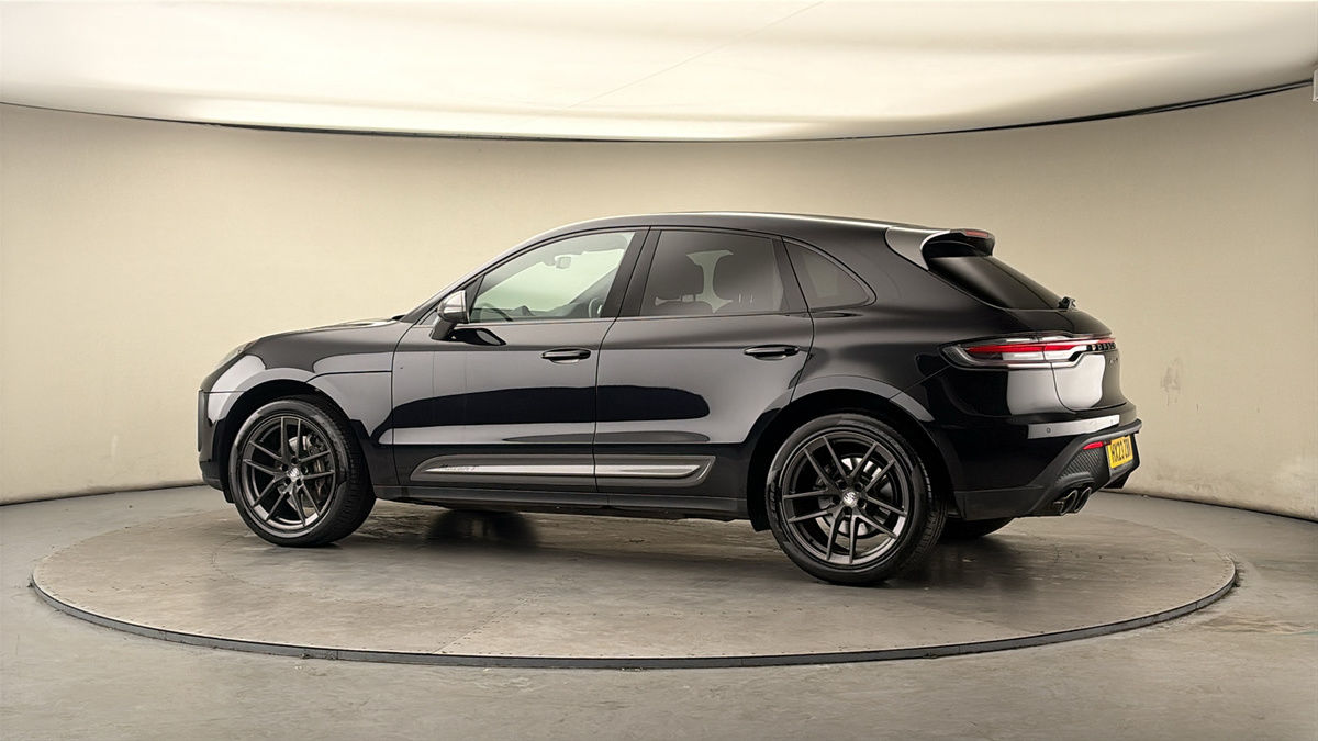 Used Porsche Macan 2023 for sale - 78168201: Photo 27