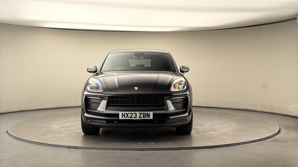 Used Porsche Macan 2023 for sale - 78168201: Photo 3