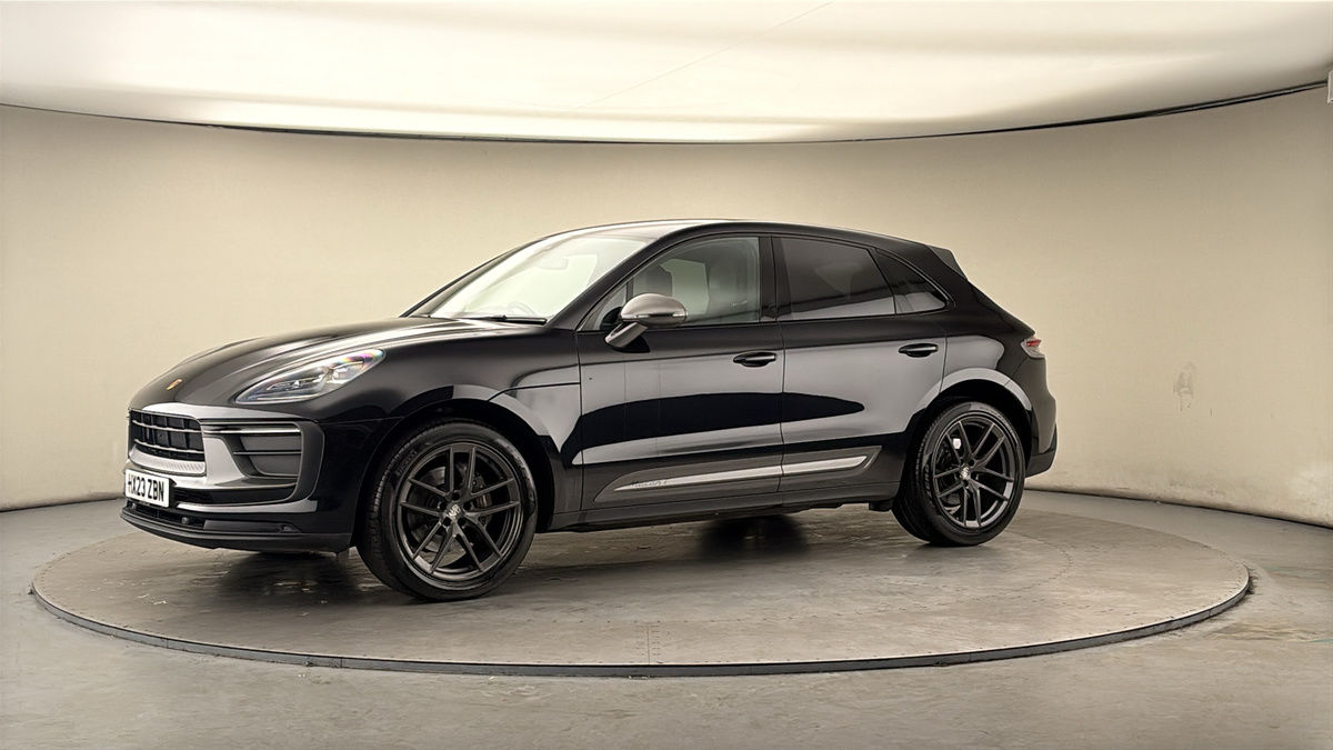 Used Porsche Macan 2023 for sale - 78168201: Photo 30