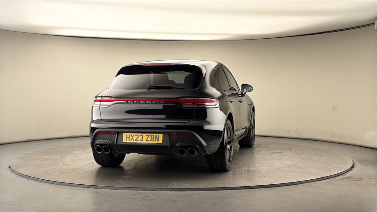 Used Porsche Macan 2023 for sale - 78168201: Photo 41
