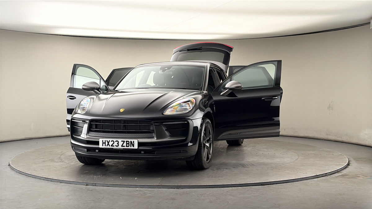 Used Porsche Macan 2023 for sale - 78168201: Photo 51