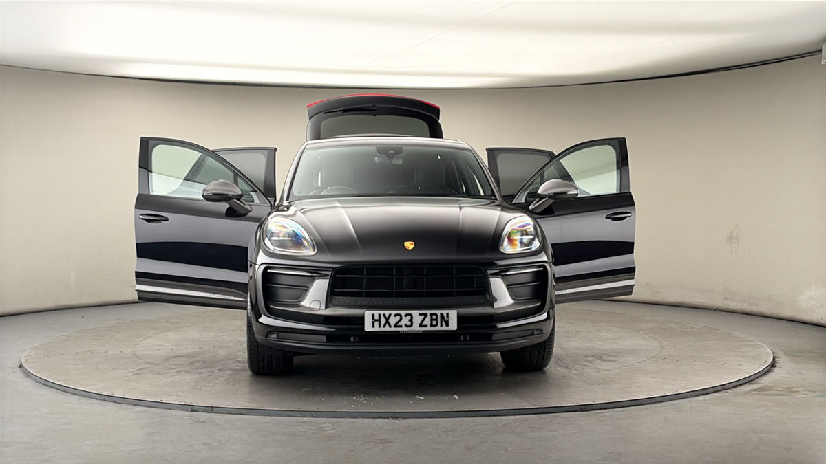 Used Porsche Macan 2023 for sale - 78168201: Photo 52
