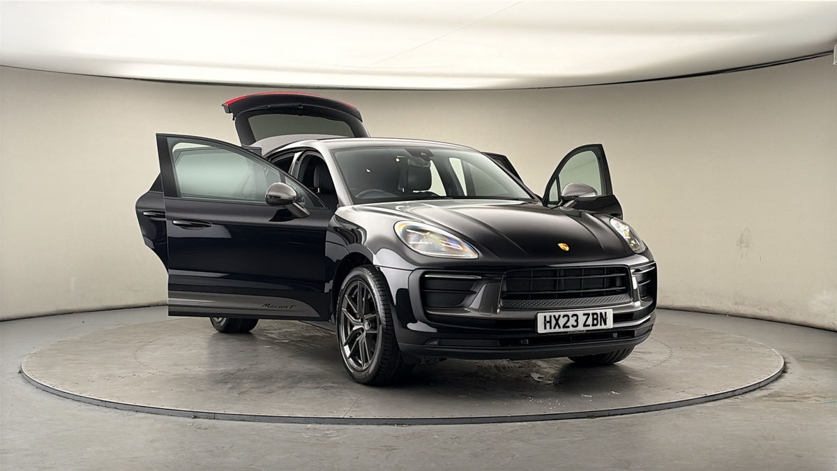 Used Porsche Macan 2023 for sale - 78168201: Photo 53