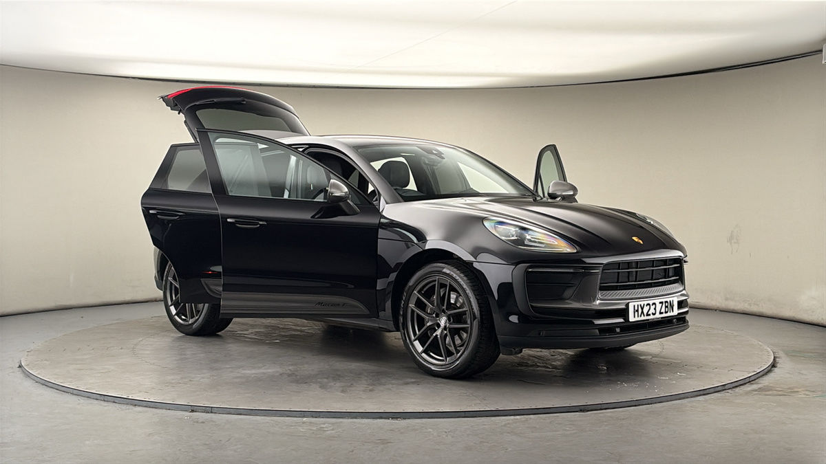 Used Porsche Macan 2023 for sale - 78168201: Photo 54
