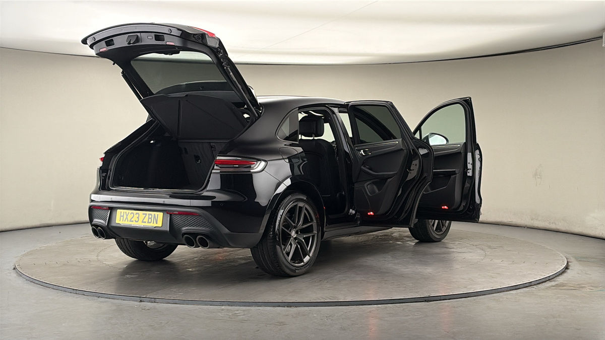 Used Porsche Macan 2023 for sale - 78168201: Photo 59