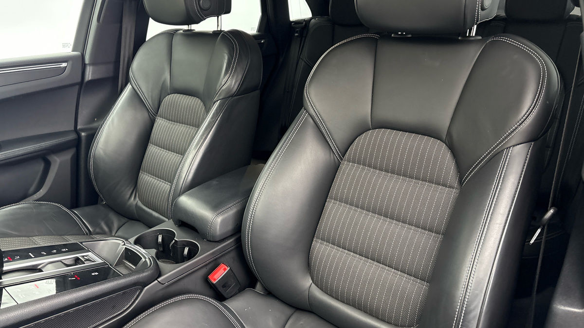 Used Porsche Macan 2023 for sale - 78168201: Photo 7