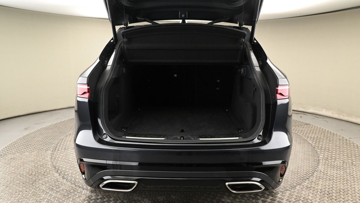 Used Jaguar F-Pace 2021 for sale - 76768957: Photo 14